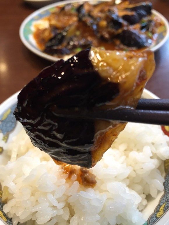 羽根付きギョーザで有名なニーハオ　恵馨閣の麻婆茄子は美味しくてご飯も進みます！