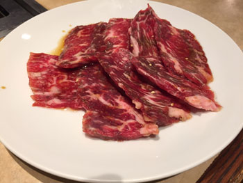 蒲田焼肉ランチ「焼肉 慶州苑」の焼肉定食のセットのお肉