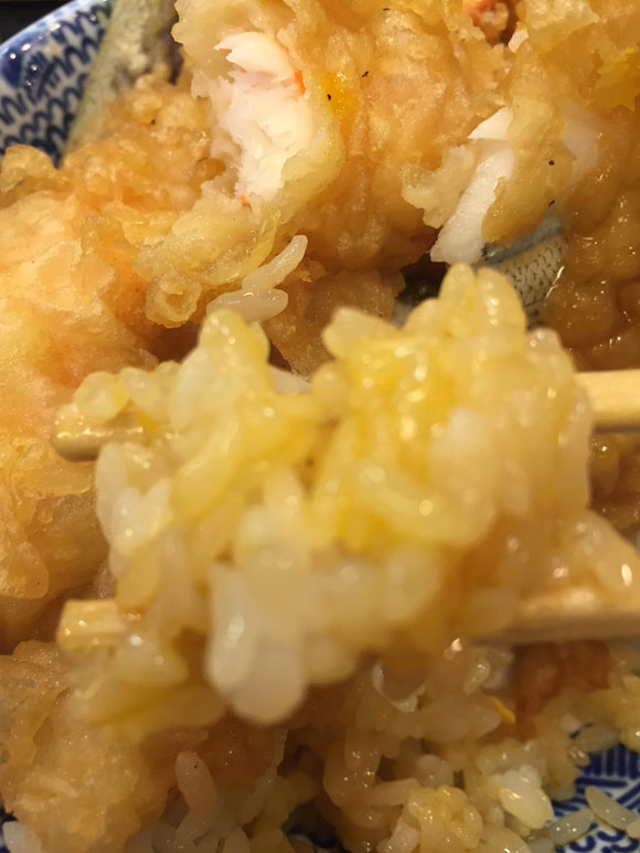 大森で人気の「天ぷら 天冨久」の天丼はごはんも美味しい